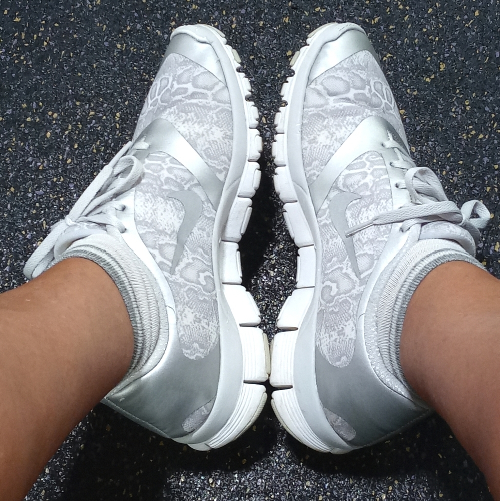 💥SOLD ON ANOTHER SITE! NIKE FREE 5.0 Shoes